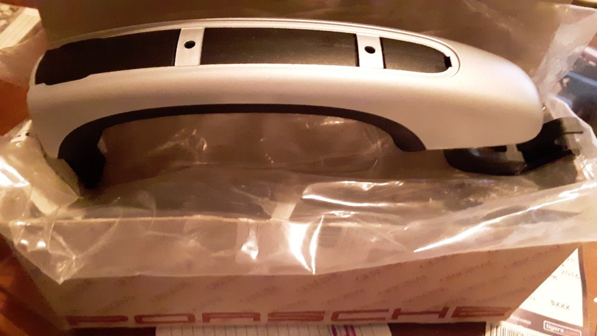 Porsche Cayenne Outside Exterior Door Handle 95553103200G2X NIB