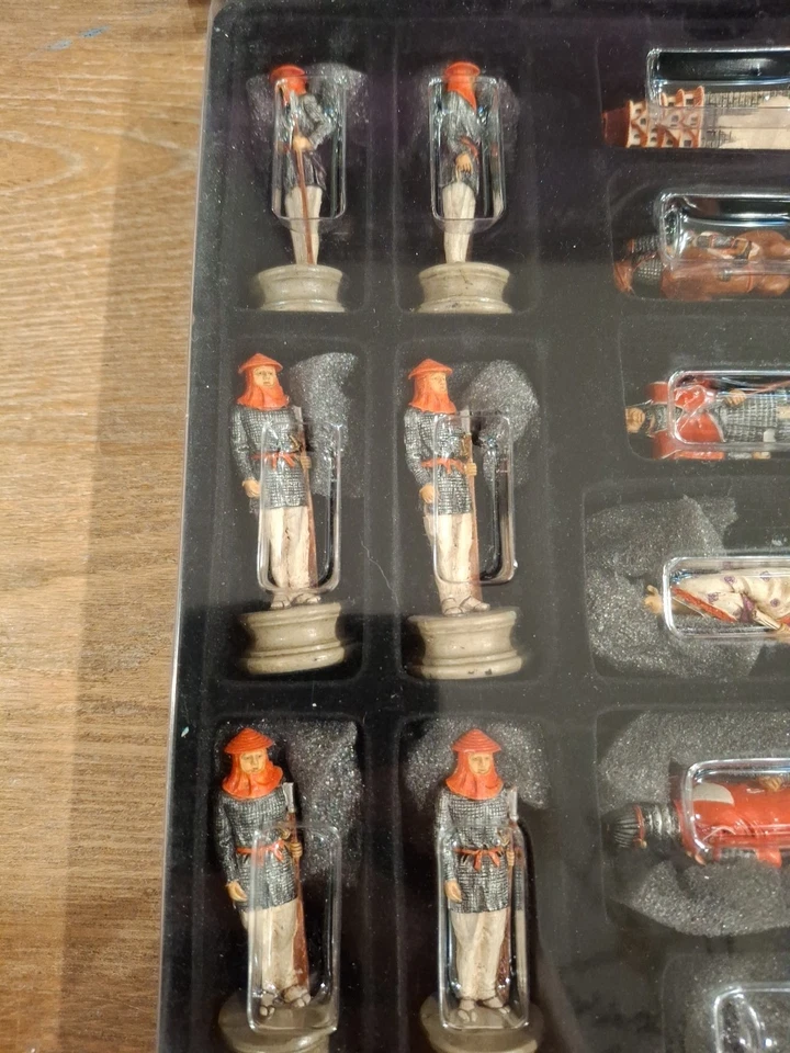 The Chessman Chess Set Japanese Warriors Collection 5906 Vtg New Open Box Rare - Image 4 of 4