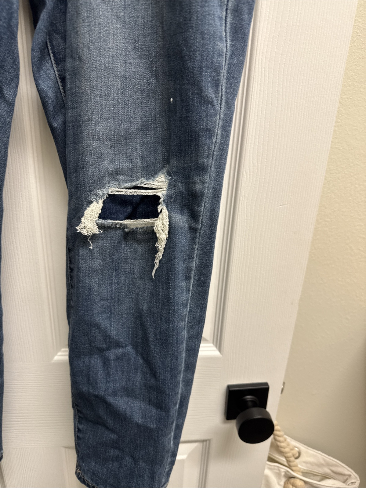 Judy Blue Los Angeles Womens Medium Wash Distressed High Rise Skinny Jeans Sz 10