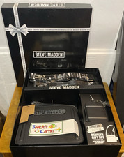 Steve Madden Black Bevelyn Limited Edition Crossbody Purse Boxed Gift Set NEW 