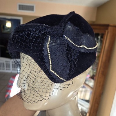 Vintage 1950s Navy Blue Velour Tilt Hat Veil Pearl Trim Henry Pollak INC 