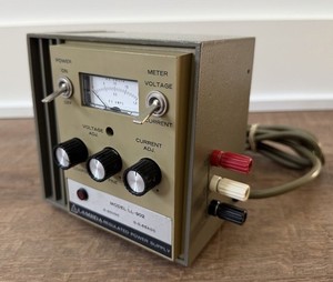 VTG LAMBDA LL-902 All-Silicon Regulated Power Supply