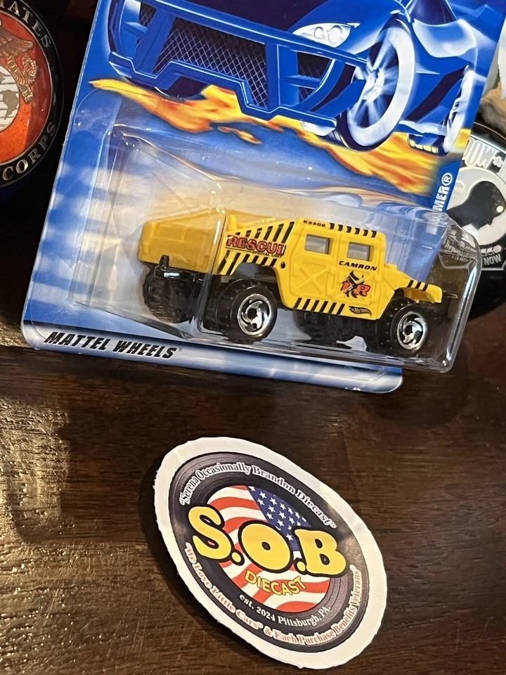 Hot Wheels 2001 Hummer Humvee Yellow Diecast SEALED NM Condition - Image 4 of 4