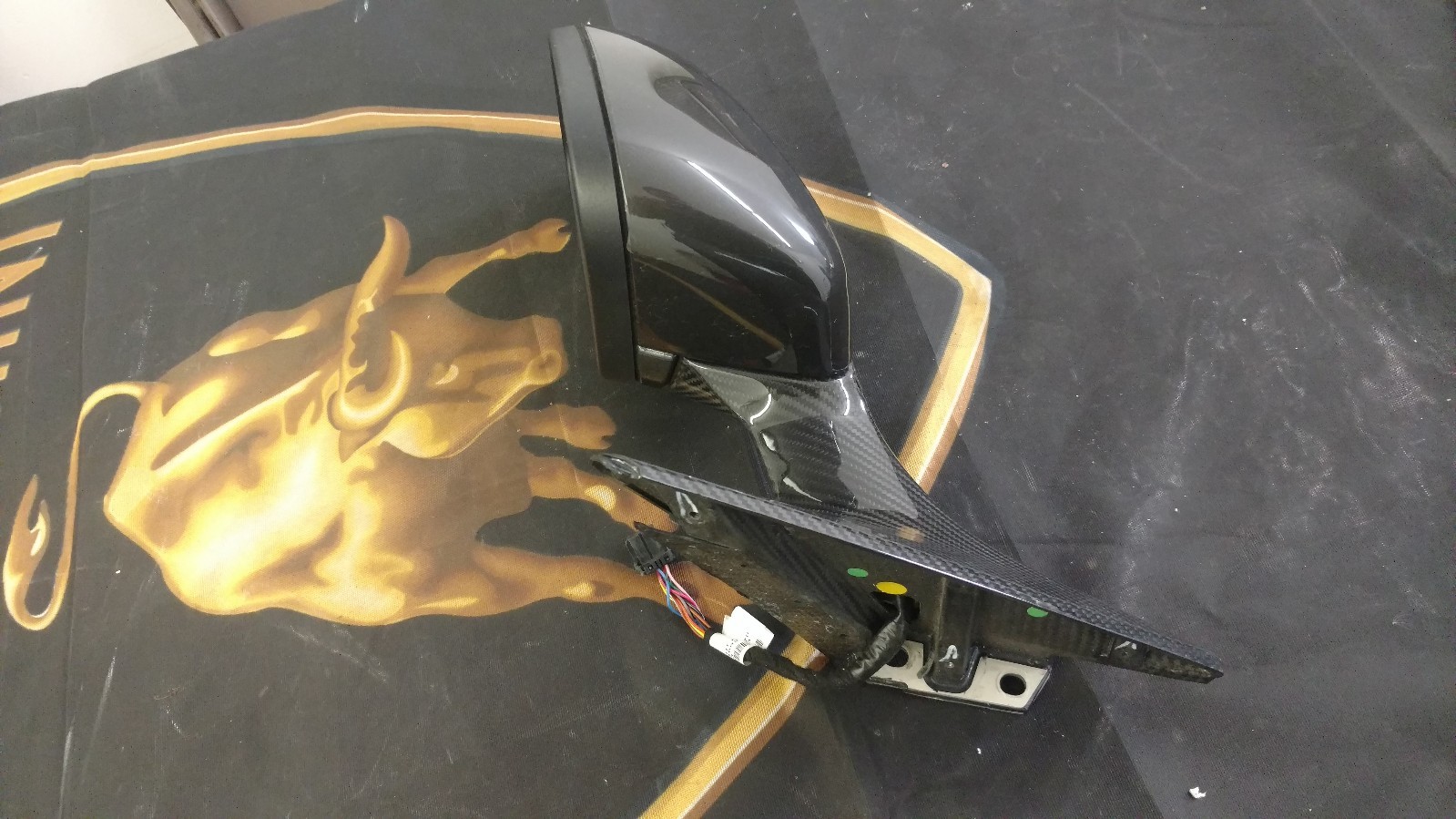 ASTON MARTIN LEFT DRIVER SIDE CARBON FIBER MIRROR OEM AD3317683BD
