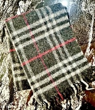 Vintage Burberry Black/Red, Classic Small House/Nova Check Lambswool