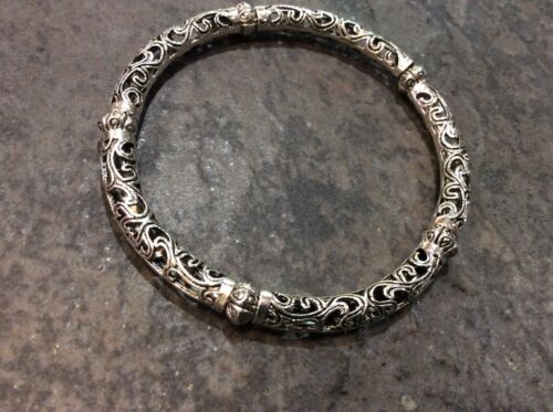 Bracciale elasticizzato in filigrana argento con perline d'argento decorate si adatta alla maggior parte delle taglie - Foto 2 di 6