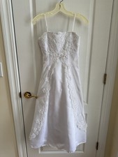 Beautiful David  s Bridal Pearl And Rhinestone Girls Flower Girl Dress Size 12