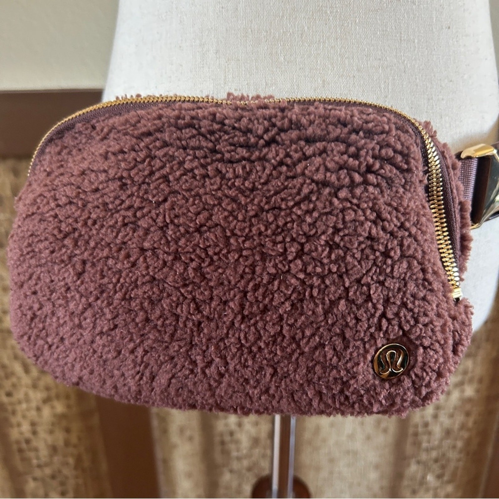 Lululemon Fleece Everywhere Belt Bag 2L in Brown