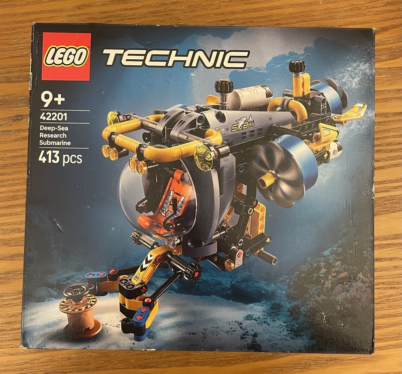 LEGO Technic Deep-Sea Research Submarine 42201 complete + box + instructions