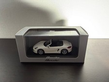 PORSCHE Boxster 981 Miniature Car 1/43