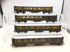Hornby R223/R233 OO Gauge Pullman Coach x4