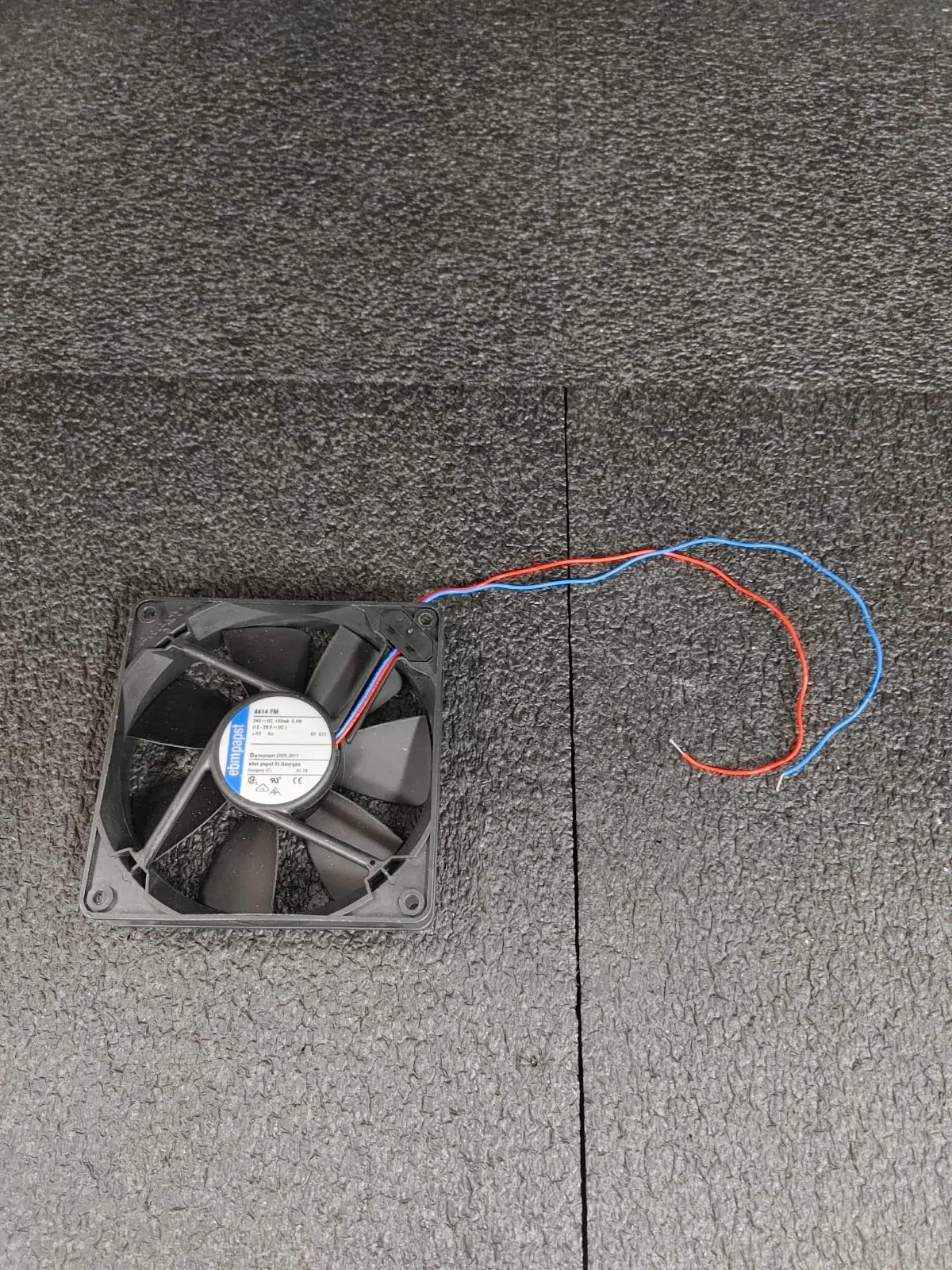 Ebm-papst 4414FM Axial Fan DC 24V 3.2W 0.13A 120*120*25MM 2wires Cooling Fan