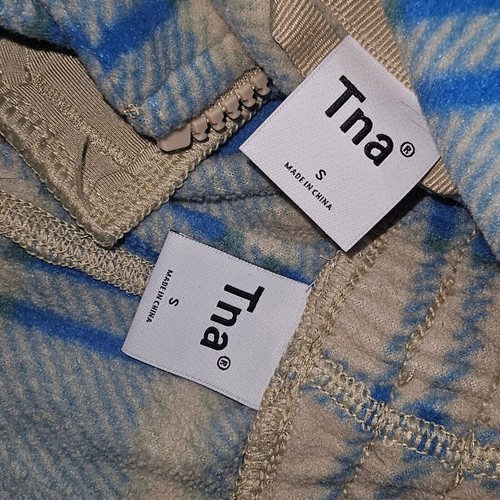 Neu mit Etikett TNA Aritzia Damenpullover blau beige kuschelig Fleece 1/4-Reißverschluss & Jogginghose Sml - Bild 6 von 7