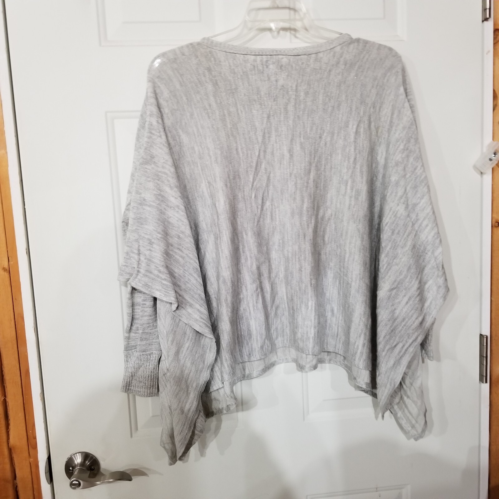 Converse Size Small Split Side Long Sleeve Sweate… - image 6