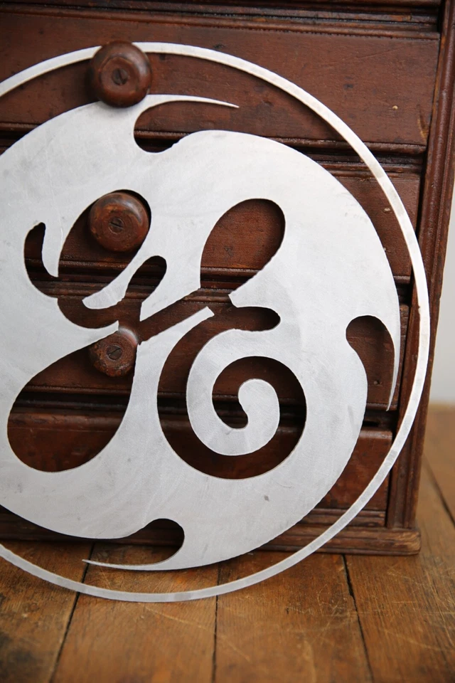 Antiguo Letrero General Electric Ventilador Motor Plantilla Industrial GE Logo Antiguo Foto 3 de 4