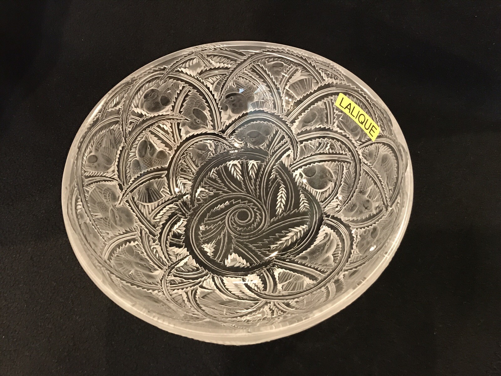 Lalique France Crystal glass 9 1/4 ” PINSONS Bird Etch Centerpiece Bowl -  SIGNED, image size:1600x1200