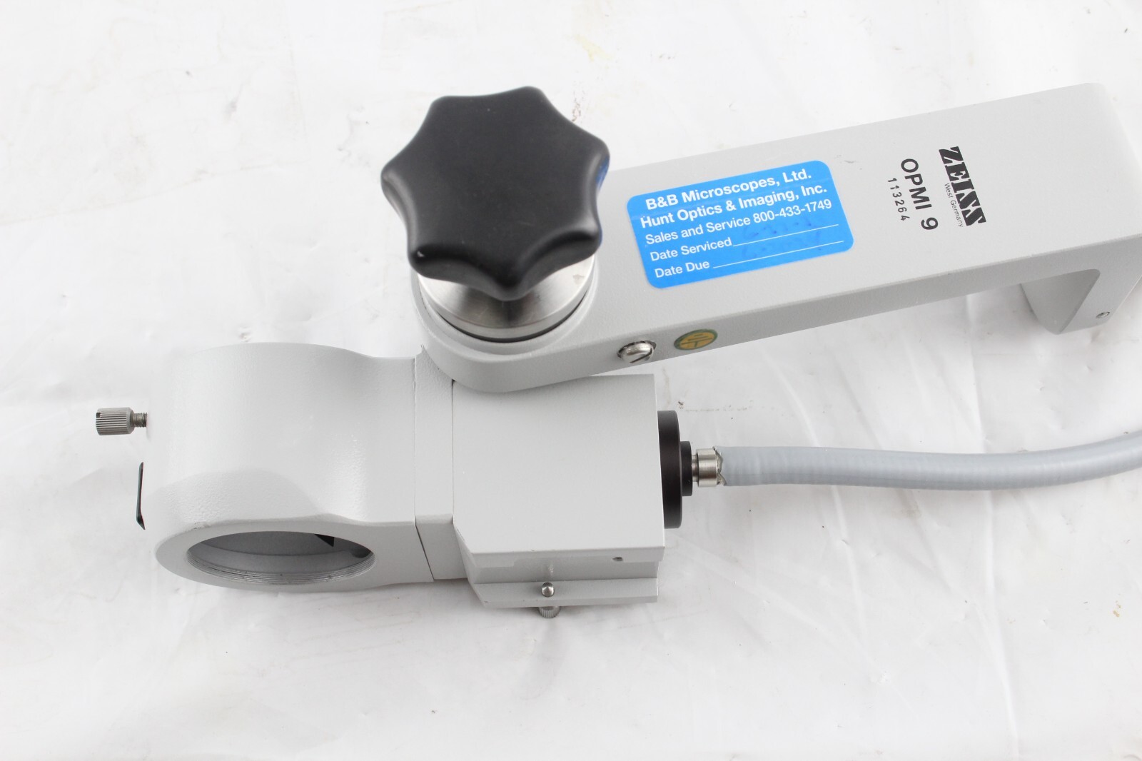Carl Zeiss OPMI 9 Surgical Microscope with Fiber Optic Illumination Cable