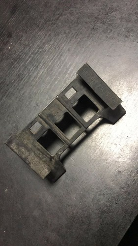 BMW E39 E38 E31 Stoßstange hinten Seitenhalter Halterung 1970389