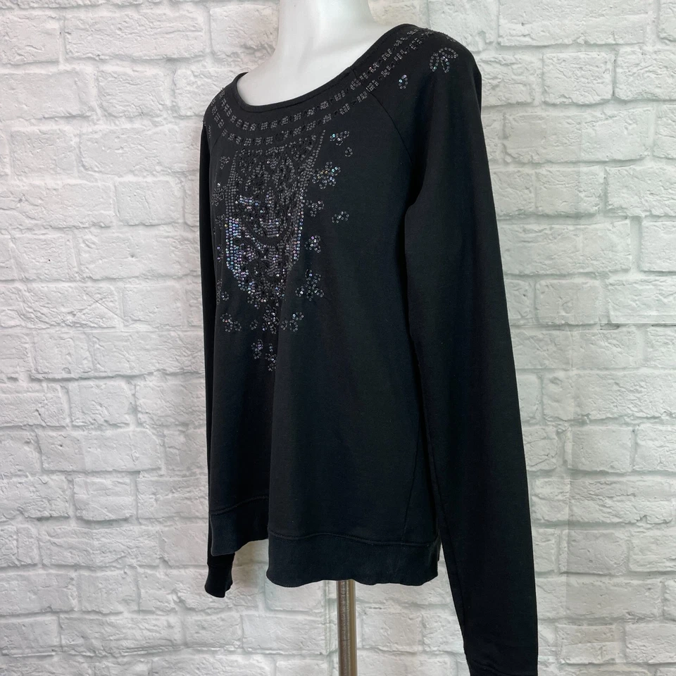 Sudadera Silence + Noise Grande Negra Lentejuelas Adornada Ojales Bordados Foto 4 de 4