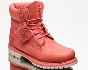 dark pink timberlands