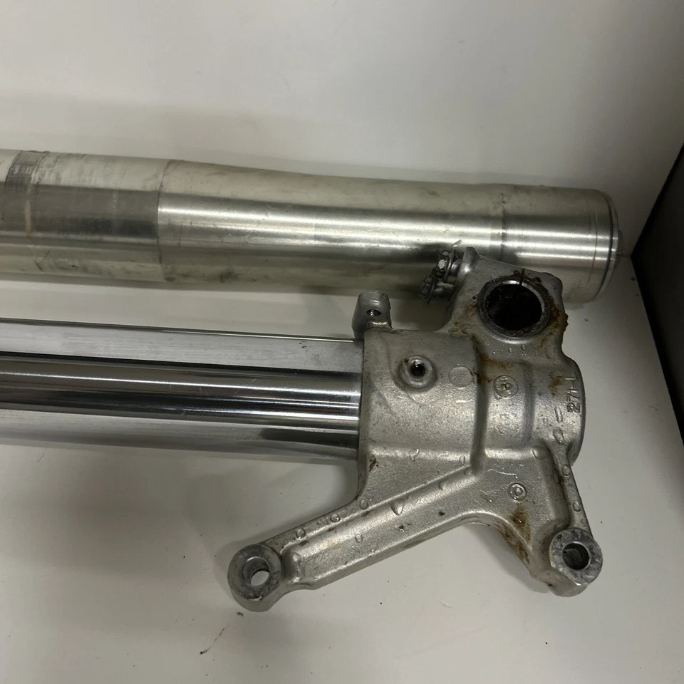 01 02 2002 SUZUKI RM250 RM 250 HORQUILLAS DELANTERAS AMORTIGUADORES SUSPENSIÓN OEM FUNCIONA MUY BIEN Foto 4 de 4