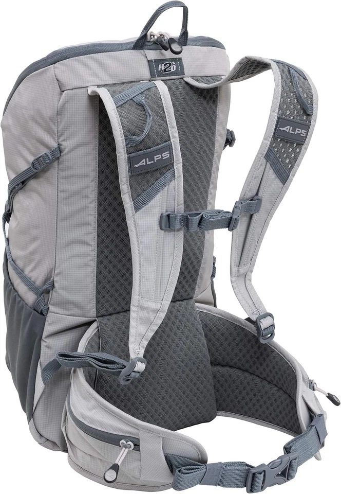 ALPS Mountaineering Canyon 20L 20 Liters, Gray/Gray  - Image 3 of 4