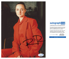 Renate Reinsve Signed Autographed SENTIMENTAL VALUE 8x10 Photo ACOA D