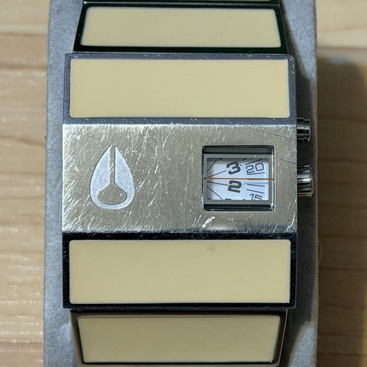 Nixon The Rotolog 
