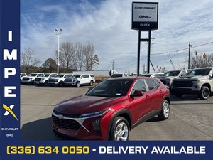 2025 Chevrolet Trax LS