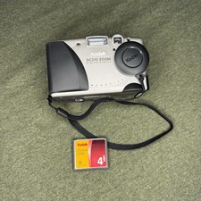 Kodak DC215 Zoom Digital Camera With Memory Card