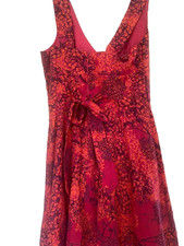 DRESS MEDIUM LINEN 65% by GREAT PLAINS RED MIX  MIDI LINED SLEEVLES V-NECK  BELT