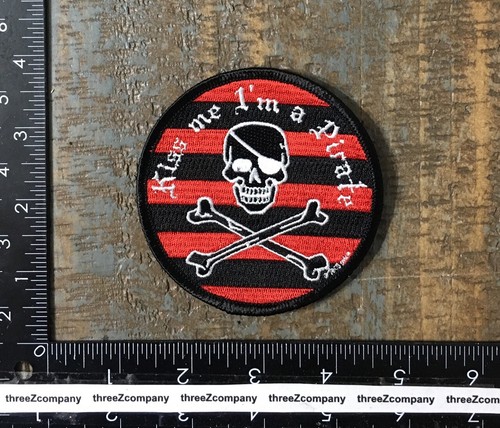 Vintage KISS ME I’M A PIRATE Skull & Crossbones Eyepatch Funny Sew-On Patch