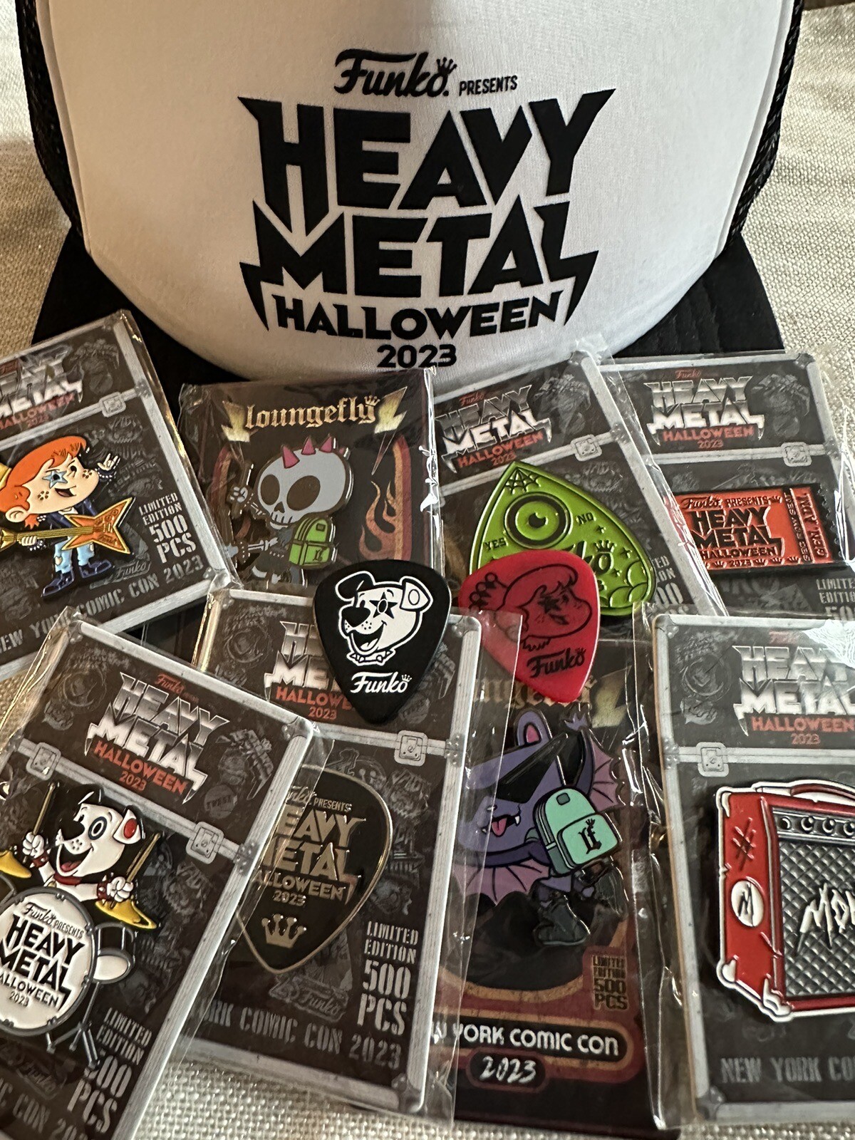 Funko Heavy Metal Halloween NYCC 2023 8 Pin Set Guitar Pick Hat Freddy LE 500