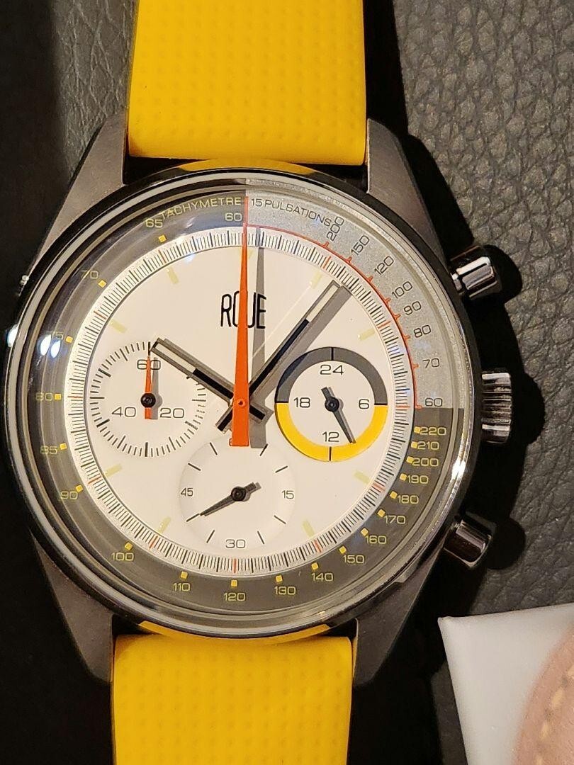 Roue Tips-6 watch good condition From Japan Yellow boxed Roue Tips-6 watch good condition From Japan Yellow boxed