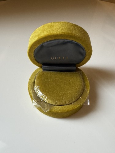 BRAND NEW Gucci Running 18k Earrings, Complete With Box And Branded Bag - Picture 5 of 6