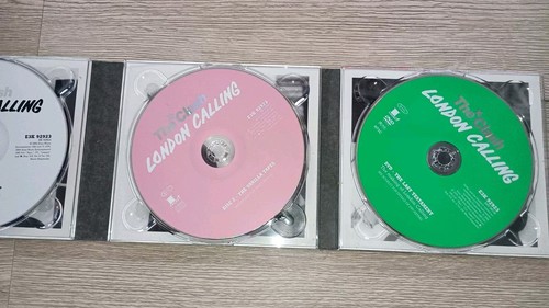 London Calling The Clash 25th Anniversary CD/DVD Booklet Very Good Condition - Picture 4 of 8