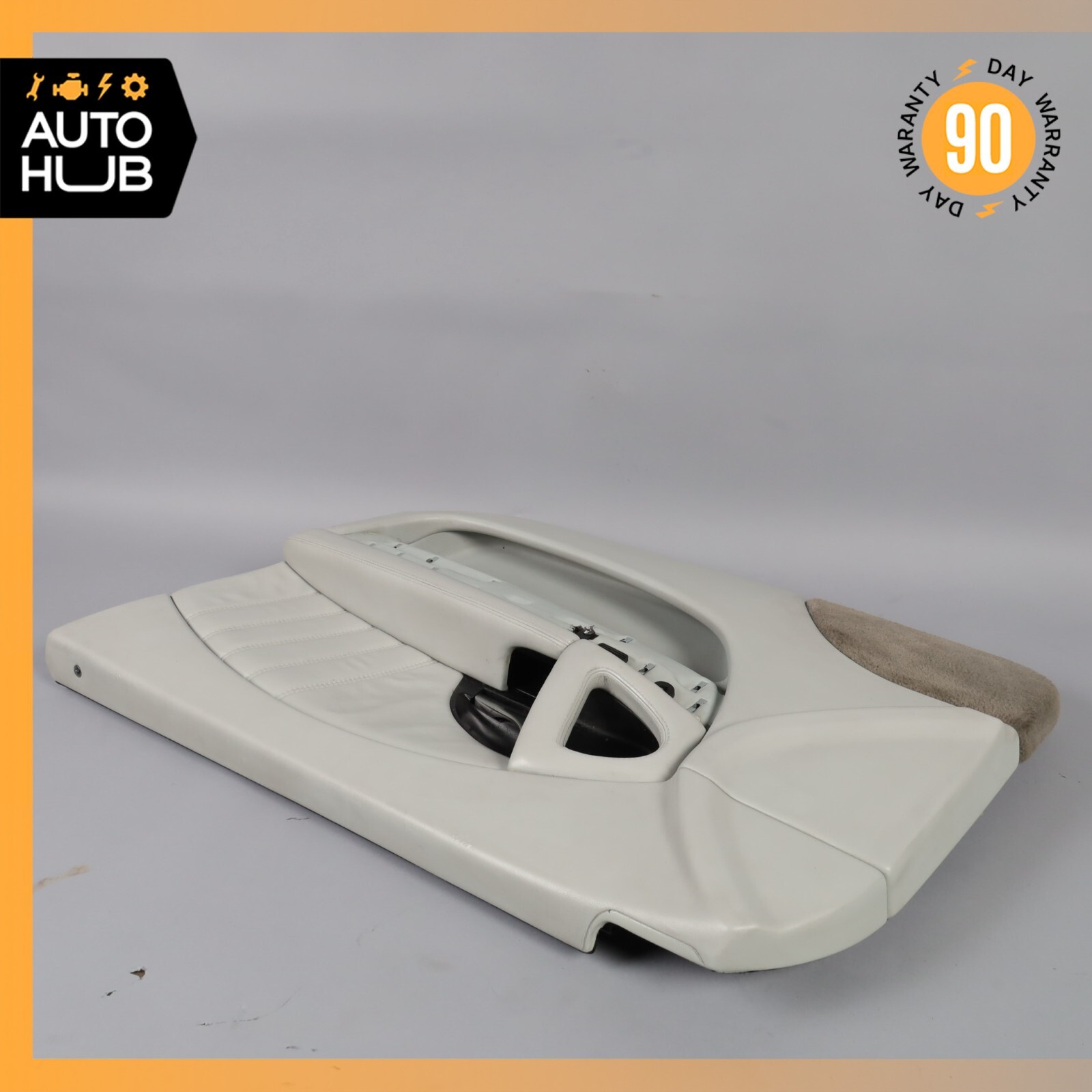 03-13 Maserati Quattroporte M139 Front Right Side Interior Door Panel Gray OEM