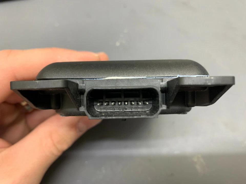 2020 Chevy Traverse RH Blind Spot Monitor Radar/Lane Change Assist 6PZ93469226 - Image 3 of 3