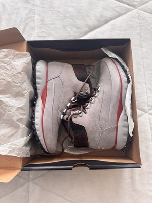 Cole HaanWomen's Zerogrand Explore All-Terrain Hiker Waterproof Ankle Boot