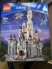 LEGO Disney: Disney Castle (71040) NUOVO E SIGILLATO PERFETTE CONDIZIONI