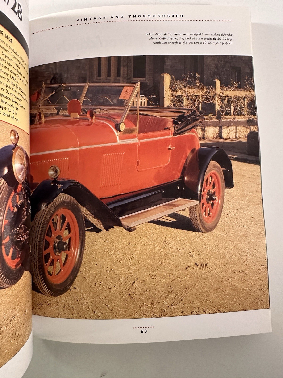 Illustrated Guide to Classic British Cars Graham Robson Michael Ware Softcover