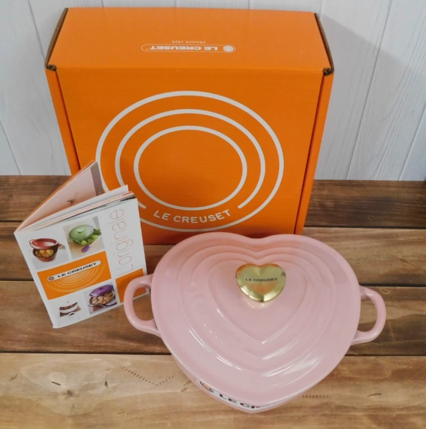 Le Creuset L'Amour Collection 1.25 Quart Heart Shaped Cocotte, Chiffon Pink