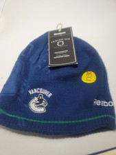 Reebok Vancouver  Canucks  Beanie Cap Reversible 