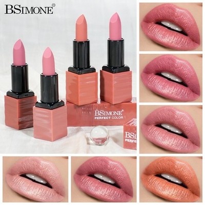 Matte Lipstick Velvet Textur Long Wearing Moisturizing Formula 8,4x2,5x2,5cm