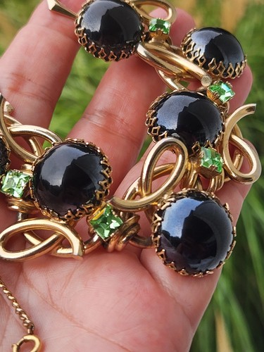 Vintage Unsigned Schiaparelli? Large Black Cabochons Rhinestones Chunky Bracelet - Picture 4 of 19