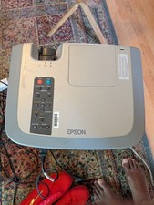 Epson PowerLite 811p LCD Projector EMP-800UG Tested Working VGA AV