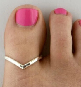 Authentic White Gold Plated Solid Metal 925 Silver Women's Big V Shape Adjustable Toe Ring