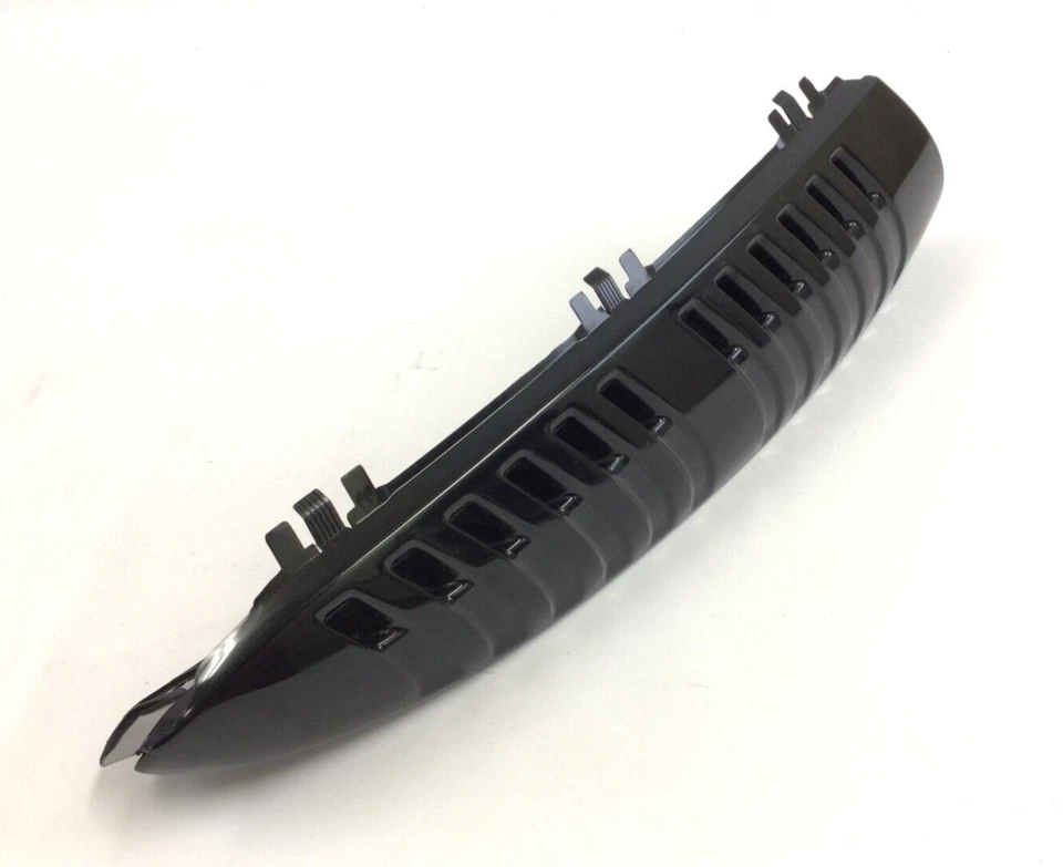 00-06 Chevrolet Tahoe GMC Yukon rear RH passenger upper D Pillar Molding new OEM - Image 2 of 4