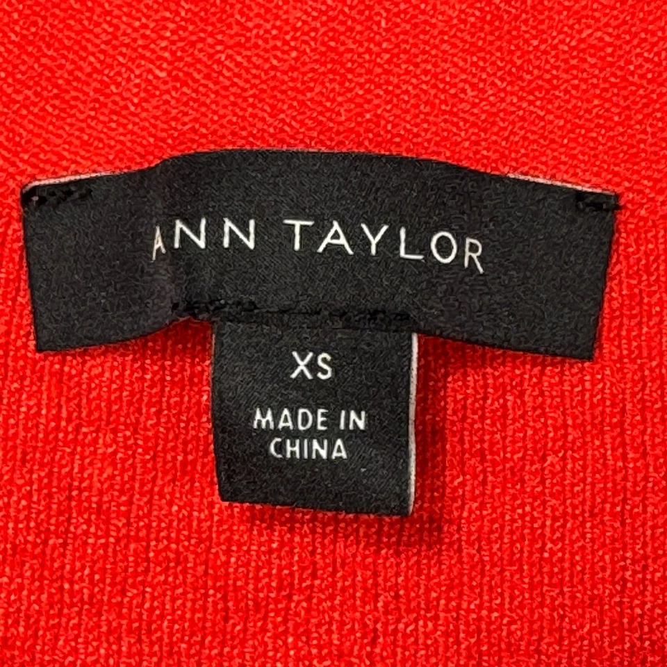 Ann Taylor Sweater Womens Extra Small Red Cardigan Textured Scalloped Trim - Image 3 of 4