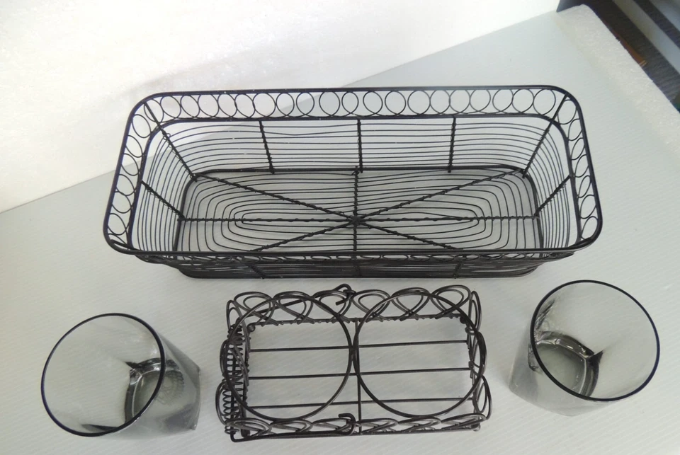 Wire Basket set long basket 16" x 6 1/2" glass holder 8" x 4" glass plastic grey - Image 3 of 4
